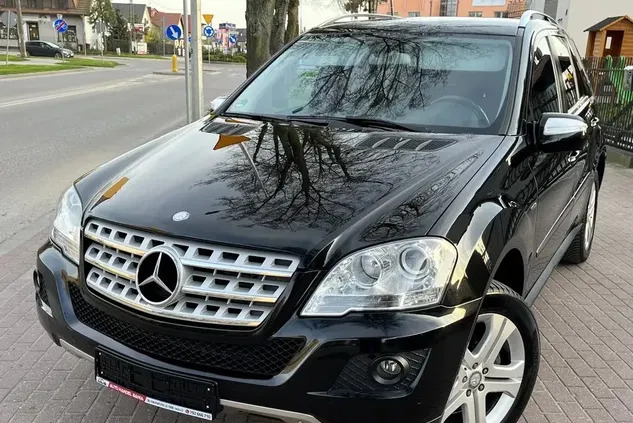 mercedes benz ml Mercedes-Benz ML cena 67000 przebieg: 274860, rok produkcji 2010 z Pułtusk